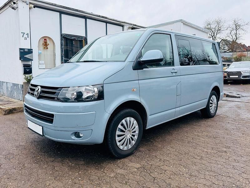 Gebraucht VW Multivan 140 PS (102 kW) 2013 Beige Van