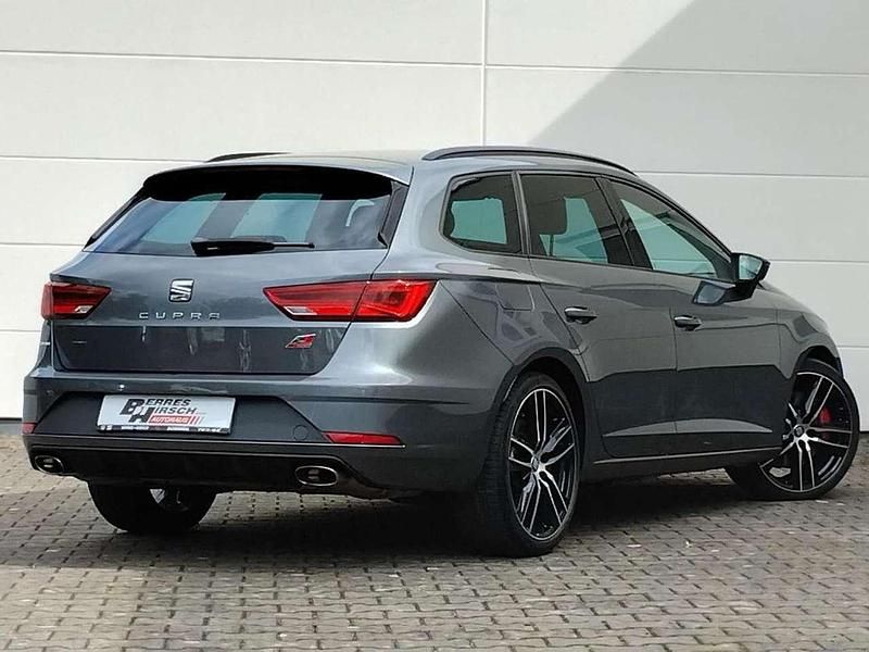 Gebraucht Seat Leon CUPRA 300 PS (220 kW) 2017 Pirineos grau Kombi