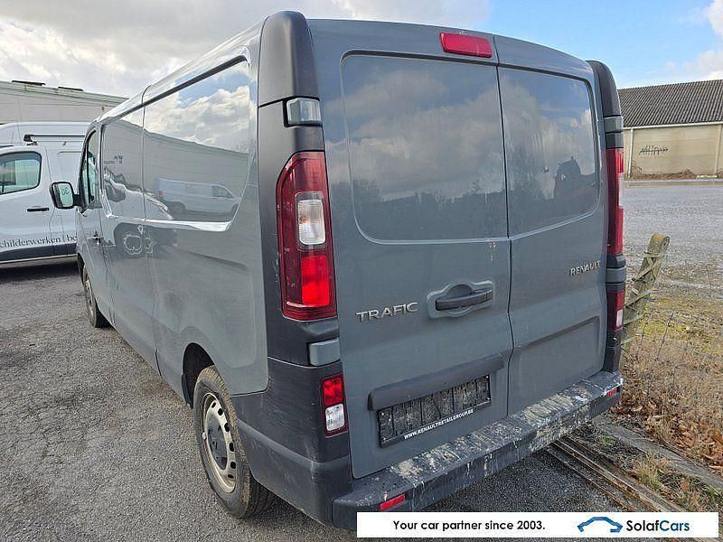 Gebraucht Renault Trafic 131 PS (96 kW) 2022 Grau Van / Kleinbus
