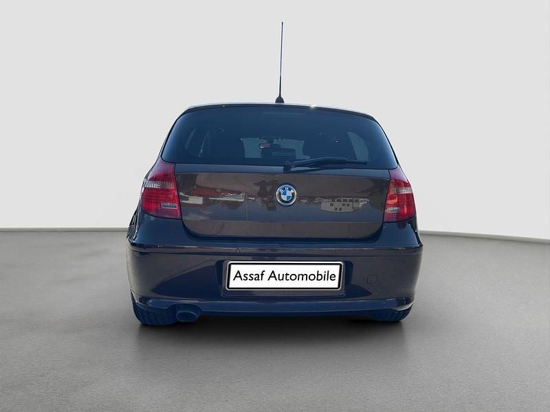 Gebraucht BMW 118 Advantage 143 PS (105 kW) 2011 Braun Kleinwagen