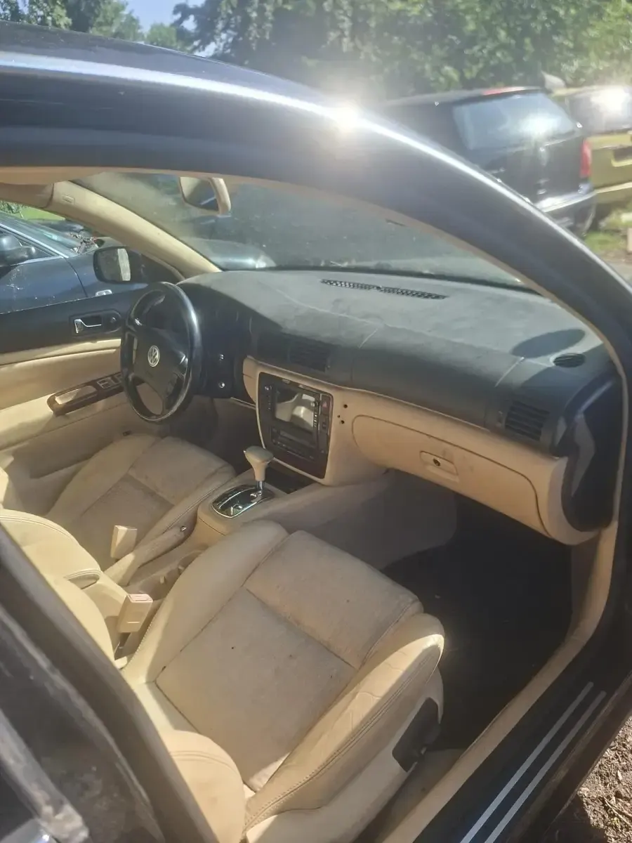 Gebraucht VW Passat 193 PS (141 kW) 2002 Schwarz Limousine