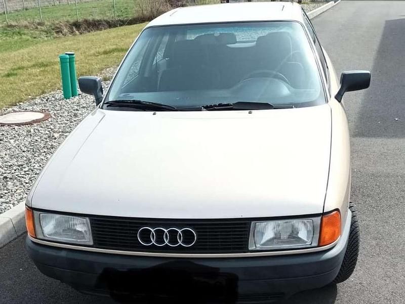Bronze Gebraucht 1988 Audi 80 Limousine | 1.999 € - Bild 1/4