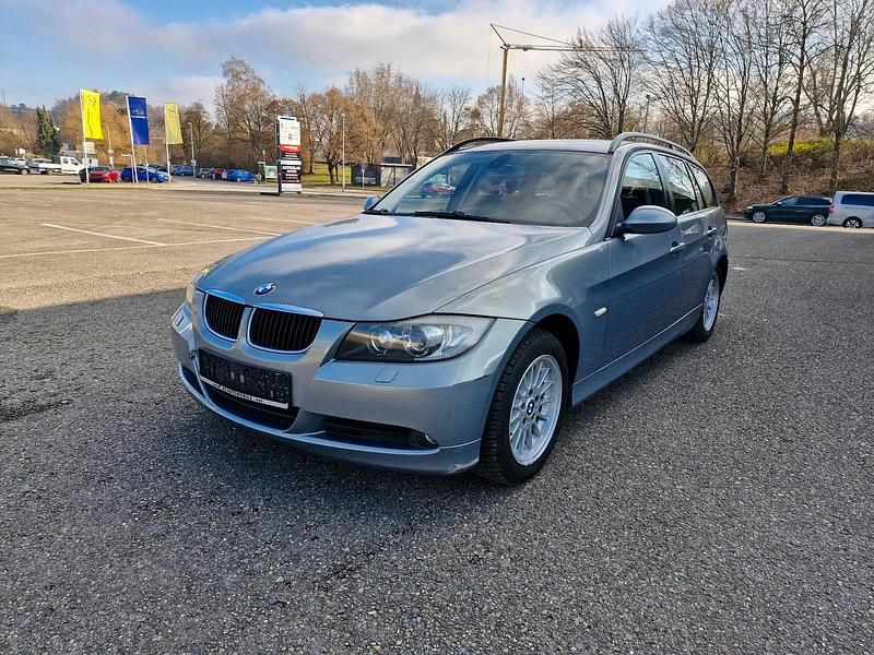 Grau Gebraucht 2006 BMW 320 Kombi | 3.400 € (Fairer Preis) - Bild 1/4