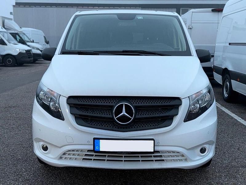 Gebraucht Mercedes e-Vito 85 kW (116 PS) 2020 Weiß Van / Kleinbus