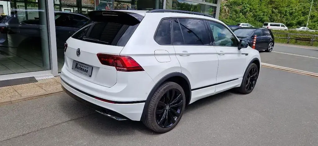 Gebraucht VW Tiguan Highline 239 PS (175 kW) 2020 Weiß SUV