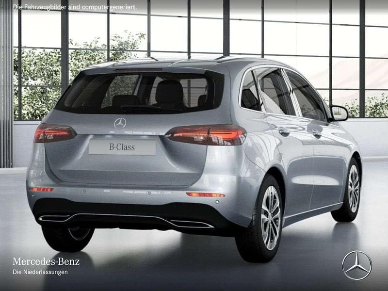 Gebraucht Mercedes B200 Advanced 163 PS (119 kW) 2024 Silber Van / Kleinbus