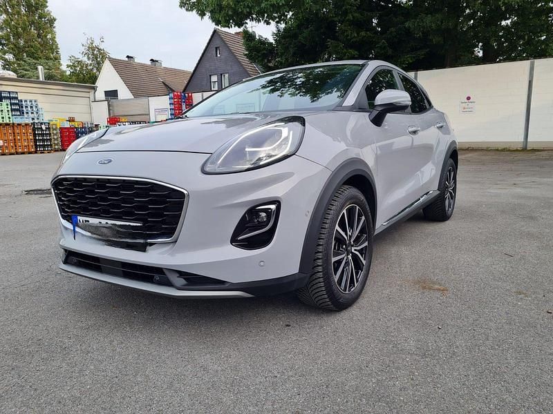 Gebraucht Ford Puma Titanium 125 PS (91 kW) 2022 Grau SUV
