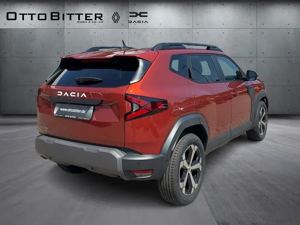 Neu Dacia Duster Journey 158 PS (116 kW) 2025 Grau SUV