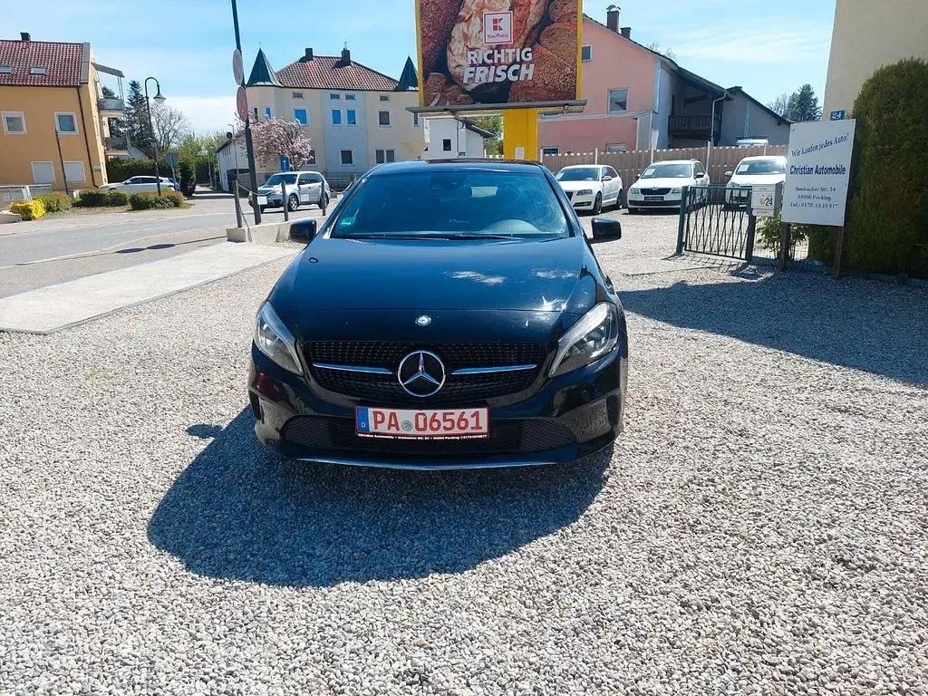 Gebraucht Mercedes A220 177 PS (130 kW) 2016 Schwarz Limousine
