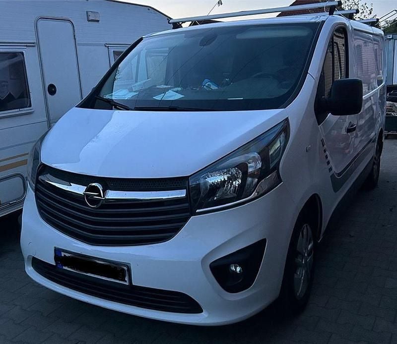 Weiß Gebraucht 2016 Opel Vivaro Van | 13.131 € (Superpreis) - Bild 1/4