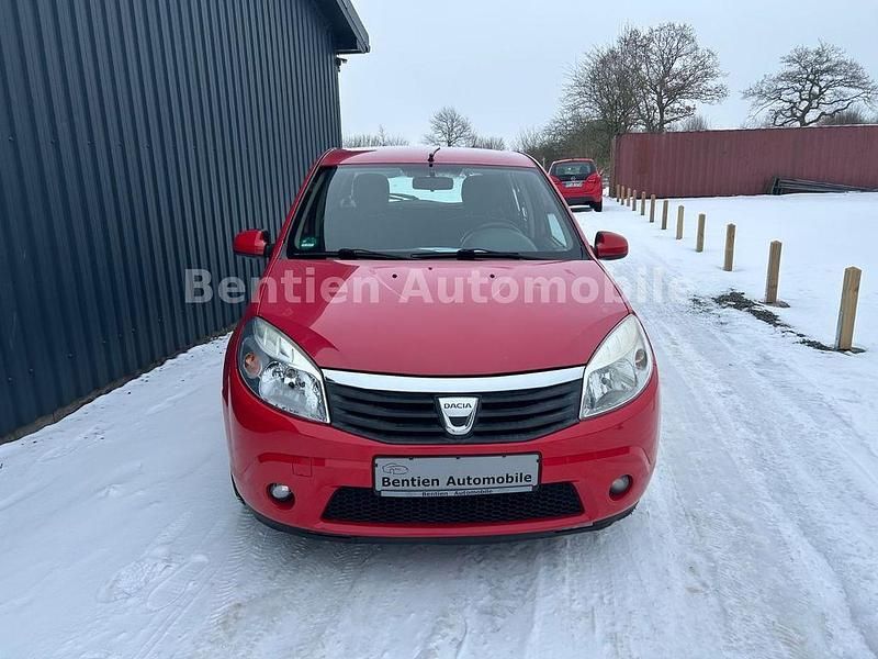 Gebraucht Dacia Sandero Lauréate 75 PS (55 kW) 2009 Rot Limousine