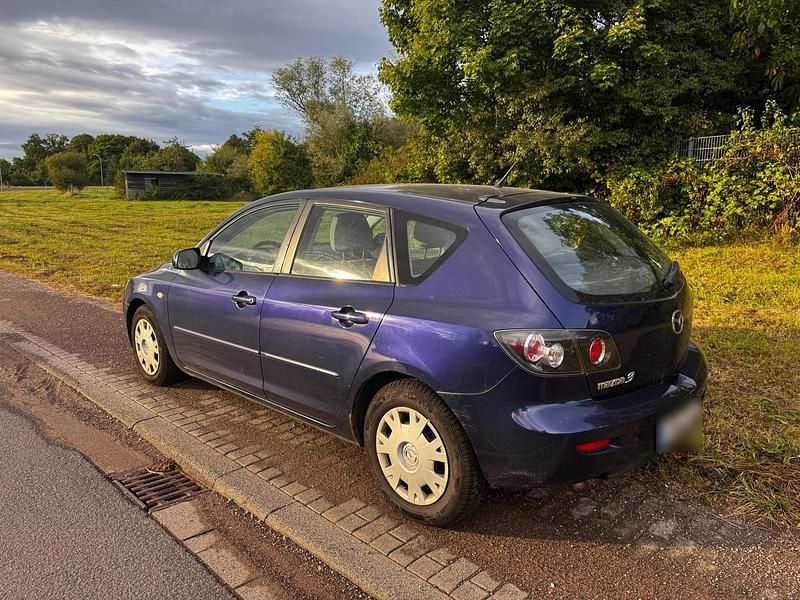 Gebraucht Mazda 3 116 PS (85 kW) 2005 Blau Limousine