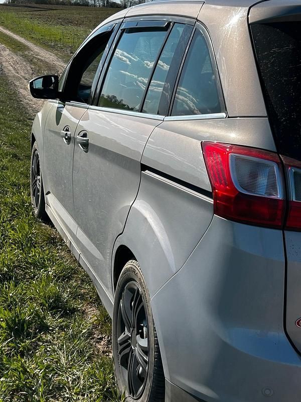 Gebraucht Ford C-MAX 115 PS (84 kW) 2011 Grau Van / Kleinbus