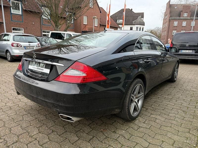 Gebraucht Mercedes CLS500 387 PS (284 kW) 2009 Schwarz Coupé