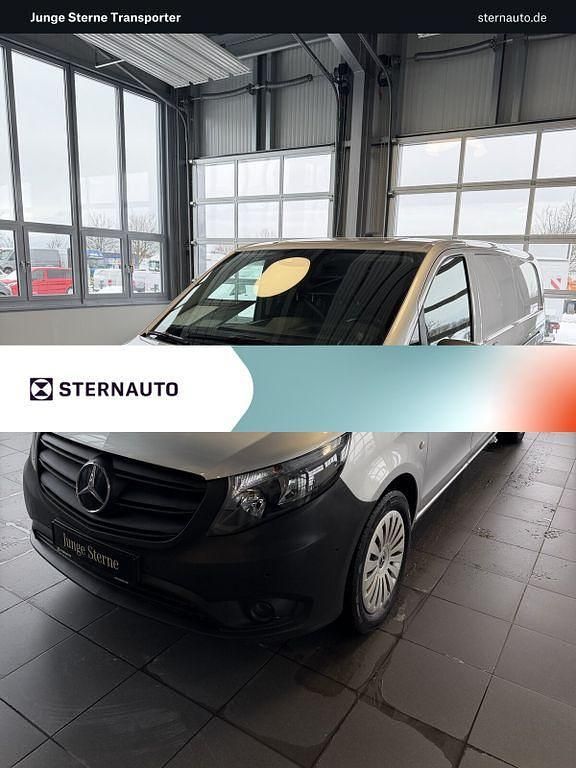 Brillantsilber metallic Gebraucht 2021 Mercedes Vito Van | 27.950 € (Fairer Preis) - Bild 1/4