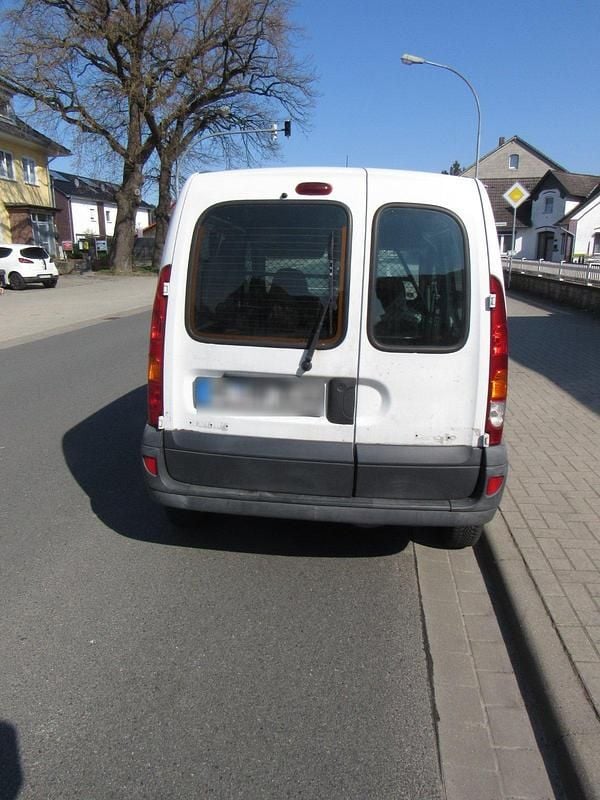 Gebraucht Renault Kangoo 80 PS (58 kW) 2003 Weiß Van / Kleinbus