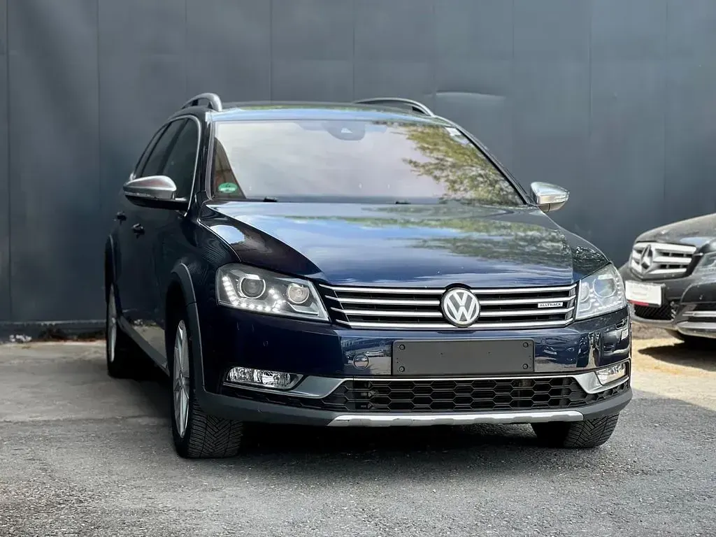 Gebraucht VW Passat Alltrack 177 PS (130 kW) 2014 Blau Kombi
