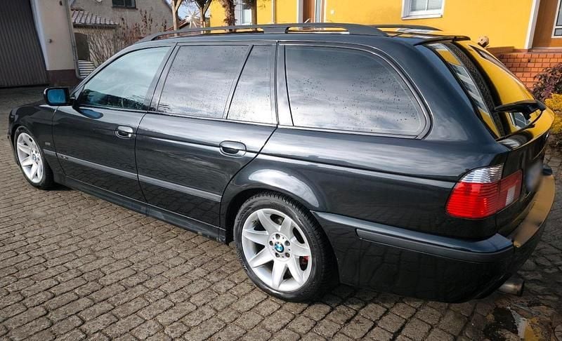 Gebraucht BMW 528 Basis 193 PS (141 kW) 1998 Schwarz Kombi