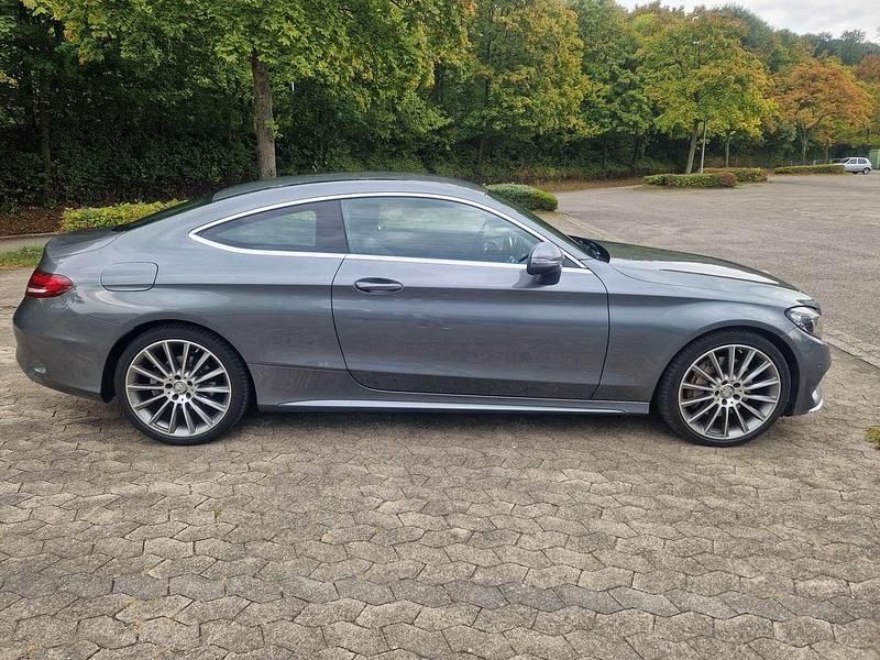 Gebraucht 2016 Mercedes C200 AMG line Coupé | 22.900 € (Fairer Preis) - Bild 1/4