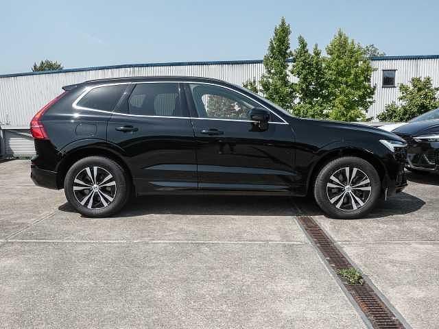 Gebraucht Volvo XC60 145 PS (106 kW) 2022 SUV