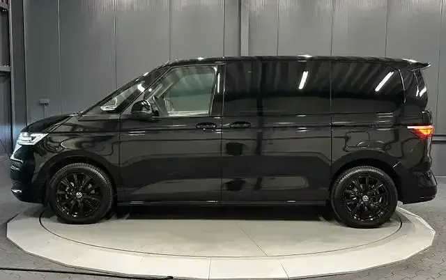 Gebraucht VW Multivan Life 150 PS (110 kW) 2024 Andere Van / Kleinbus