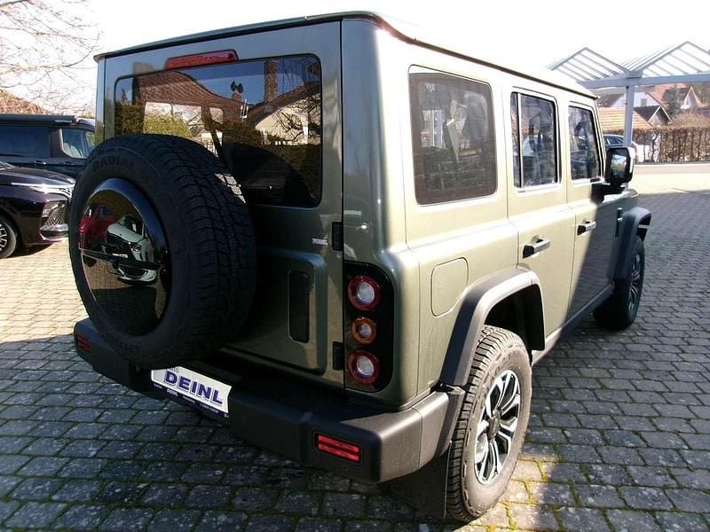 Neu BAW 212 166 PS (122 kW) 2026 Grün SUV