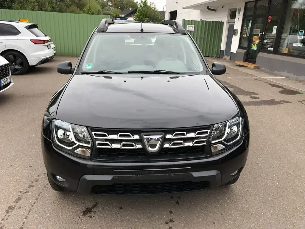 Gebraucht Dacia Duster Lauréate 125 PS (91 kW) 2015 Schwarz SUV
