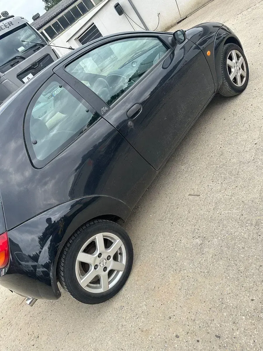Używany Ford Ka 69 KM (50 kW) 2007 Czarny Hatchback