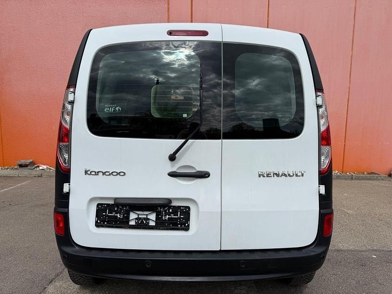 Usado Renault Kangoo Basis 90 HP (66 kW) 2017 Branco Monovolume