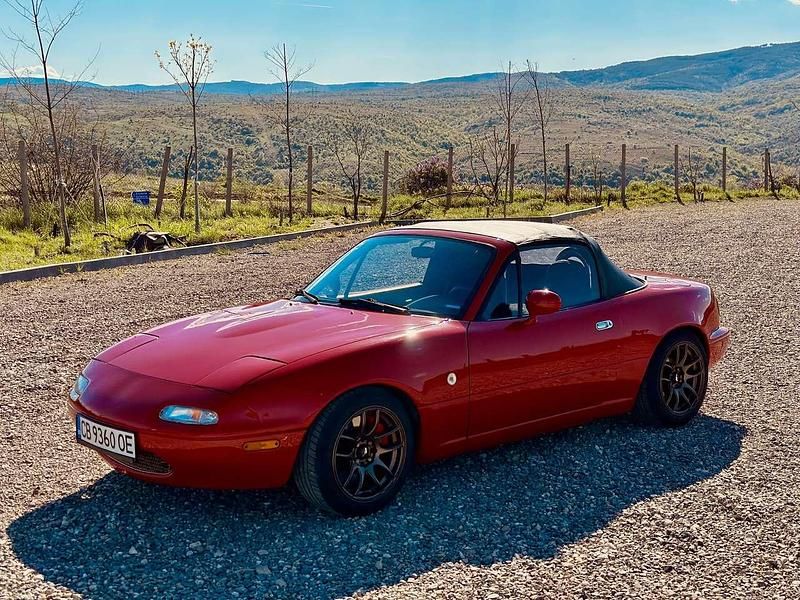 Second-hand Mazda MX5 116 CP (85 kW) 1993 Cabrio
