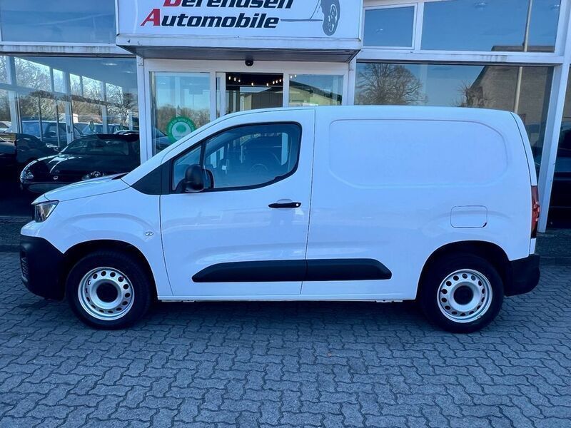Gebraucht Peugeot Partner Premium 131 PS (96 kW) 2021 Weiß Van / Kleinbus