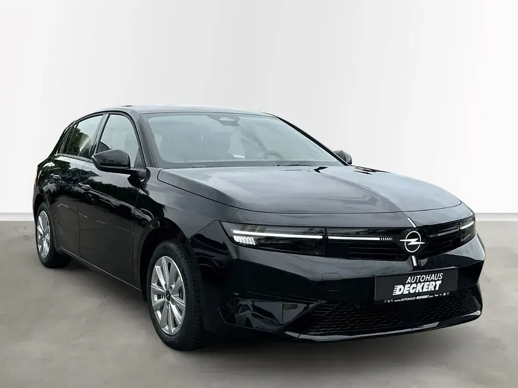 Neu Opel Astra Edition 145 PS (106 kW) 2026 Schwarz Limousine
