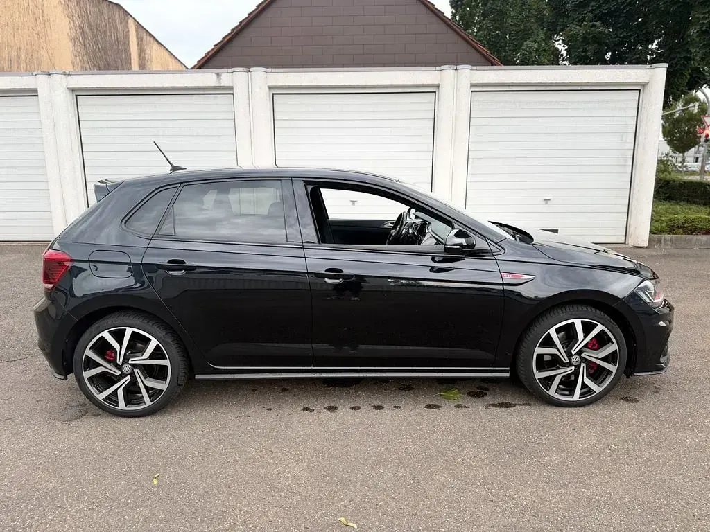 Gebraucht VW Polo Beats 200 PS (147 kW) 2018 Schwarz Kleinwagen