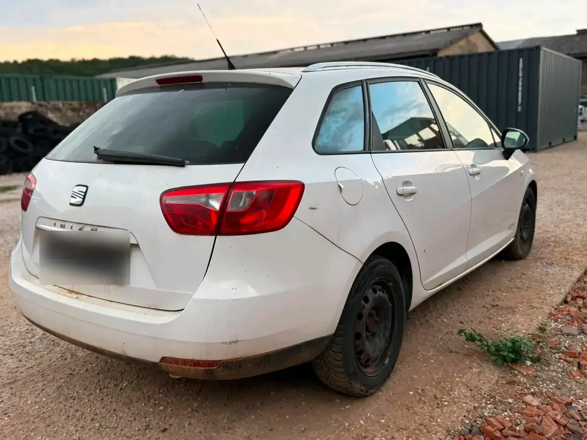Gebraucht Seat Ibiza ST 90 PS (66 kW) 2011 Weiß Kombi
