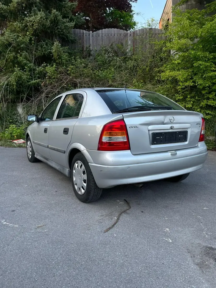 Gebraucht Opel Astra 75 PS (55 kW) 1999 Limousine