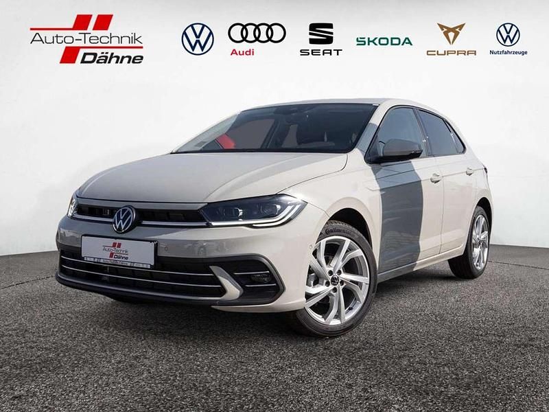 Grau Gebraucht 2024 VW Polo Style Limousine | 25.880 € (Teuer) - Bild 1/4