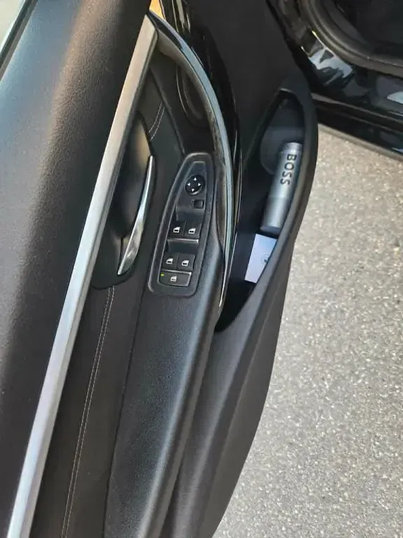 Gebraucht BMW 318 Sport Line 150 PS (110 kW) 2015 Schwarz Kombi