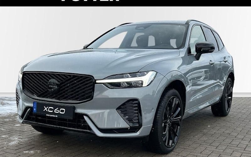 Neu Volvo XC60 Plus 250 PS (183 kW) 2025 Grau SUV