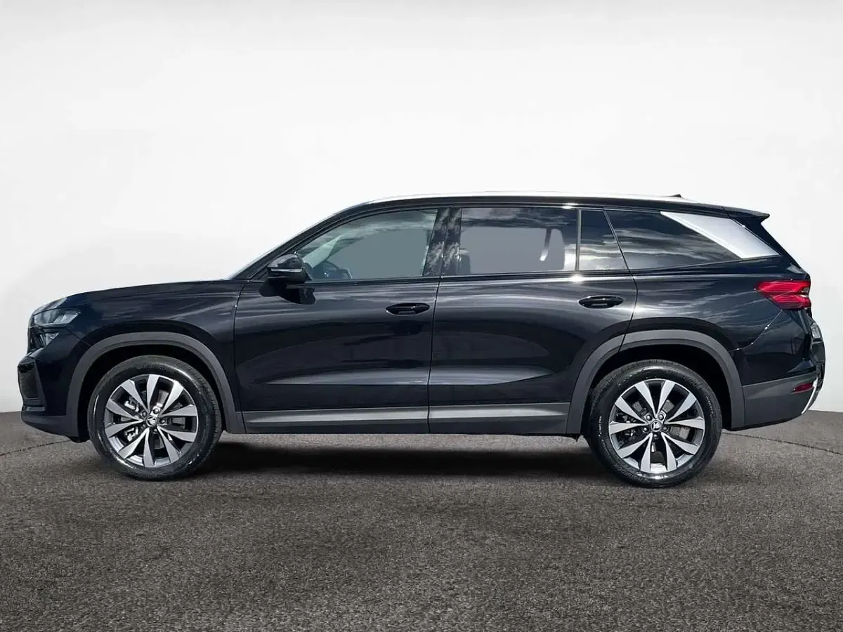Gebraucht Skoda Kodiaq Selection 193 PS (141 kW) 2026 Schwarzmagic perleffekt SUV