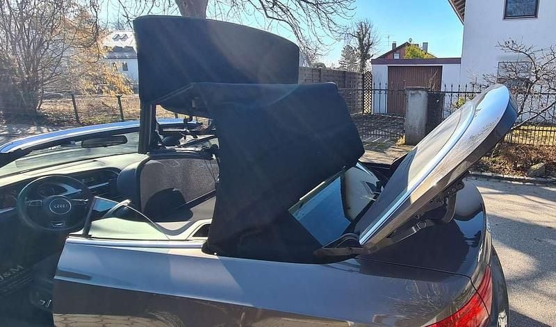 Gebraucht Audi A5 Cabriolet Design 177 PS (130 kW) 2016 Grau Cabrio