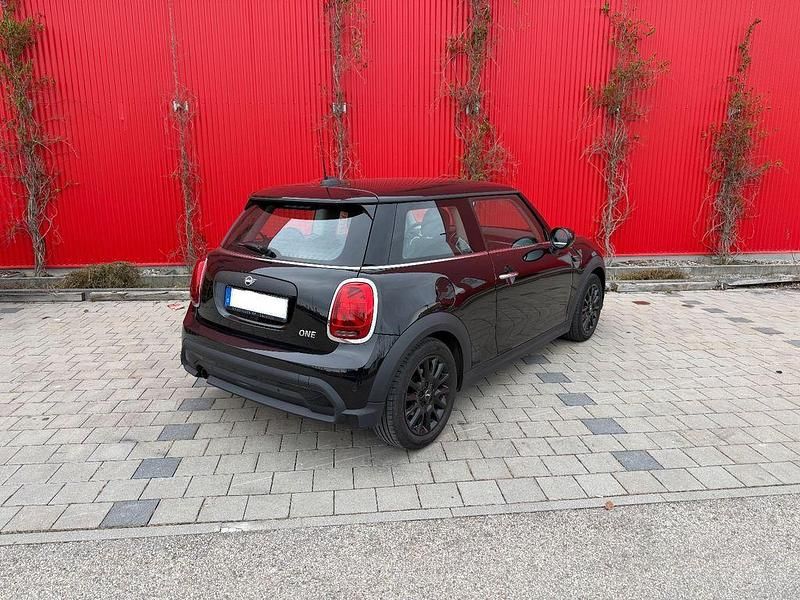 Gebraucht Mini ONE 102 PS (75 kW) 2021 Schwarz Kleinwagen