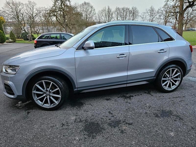 Gebraucht Audi Q3 Design 150 PS (110 kW) 2016 Silber SUV