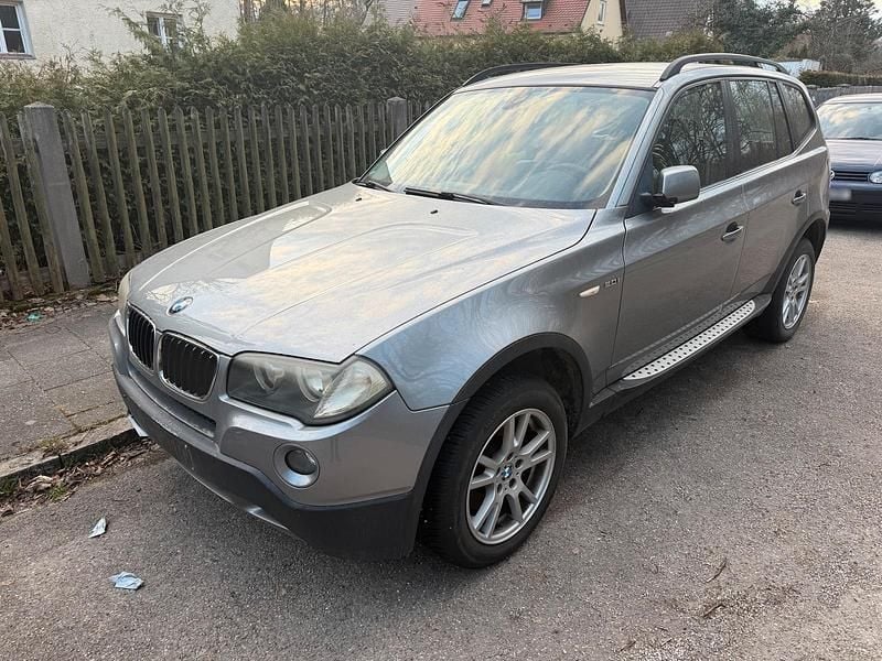 Gebraucht BMW X3 150 PS (110 kW) 2009 Blau SUV