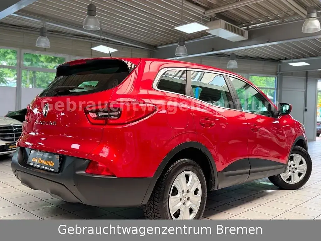 Gebraucht Renault Kadjar Life 140 PS (102 kW) 2018 Rot SUV