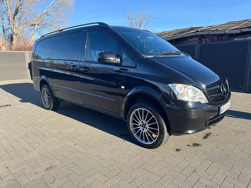 Gebraucht Mercedes Vito 163 PS (119 kW) 2011 Schwarz Van