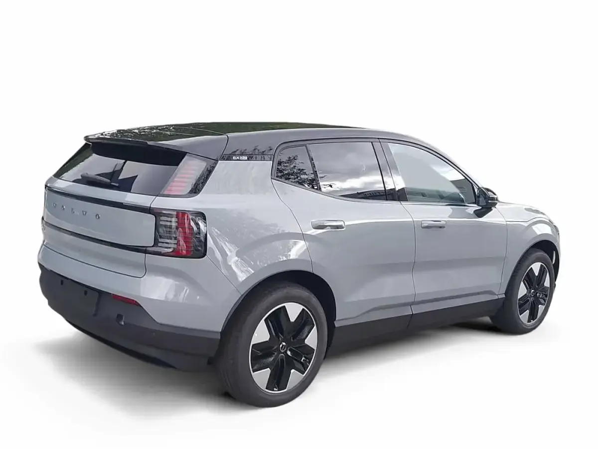 Gebraucht Volvo EX30 Plus 200 kW (272 PS) 2025 Grau SUV