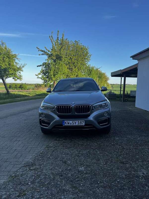 Grau Gebraucht 2015 BMW X6 Performance SUV | 34.500 € (Teuer) - Bild 1/4