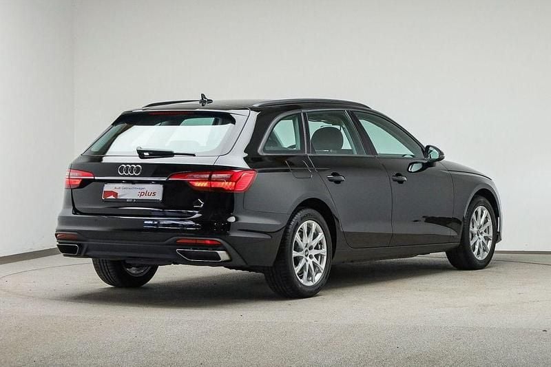 Gebraucht Audi A4 204 PS (150 kW) 2022 Brillantschwarz Kombi