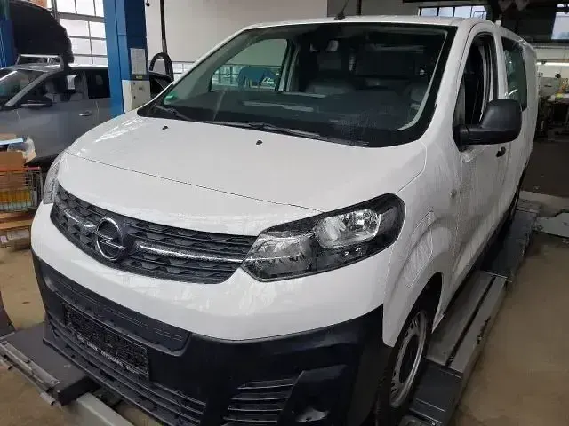 Gebraucht Opel Vivaro-e Combi Edition 100 kW (136 PS) 2022 Andere Van