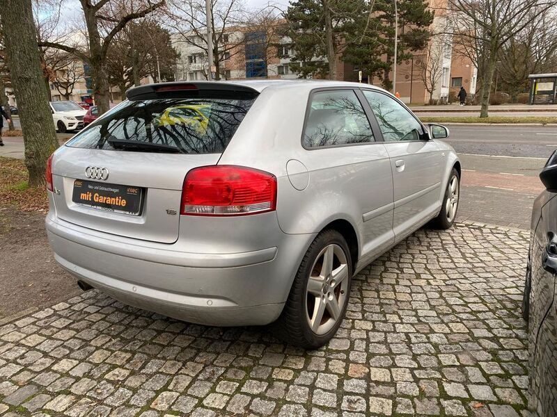 Gebraucht Audi A3 Attraction 116 PS (85 kW) 2006 Silber Kleinwagen